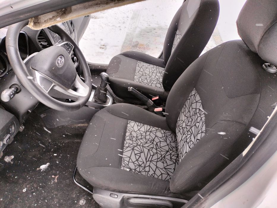 Сидіння Lada Xray