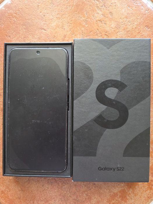 Samsung S22 256g