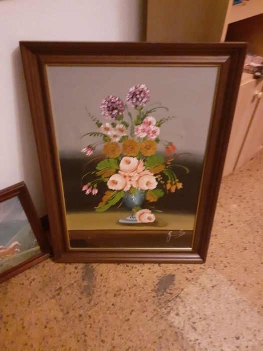 Frames in good condition64730156121987123