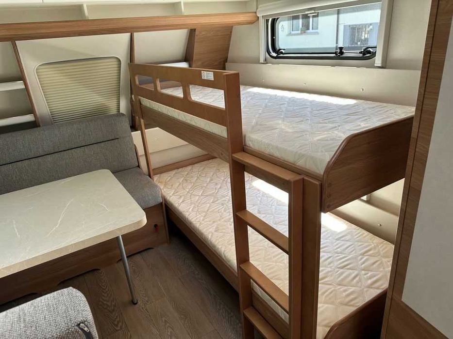 Caravana Hobby 24EG/515