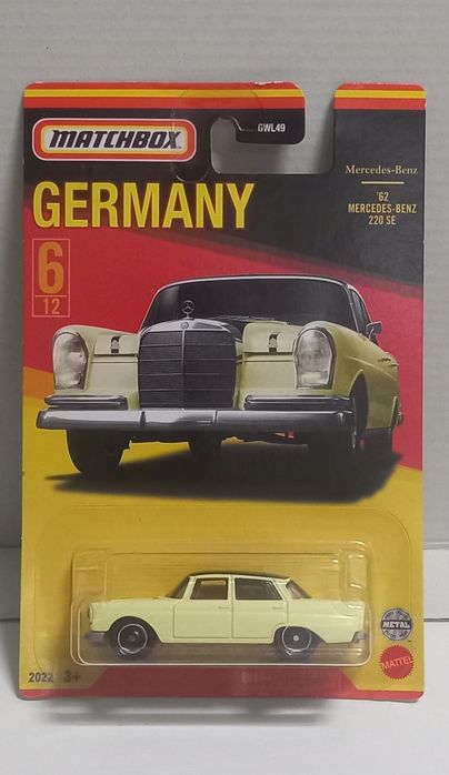 62 mercedes-benz 220 SE matchbox