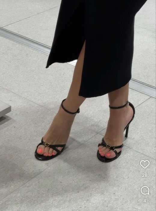 Босоніжки Zara