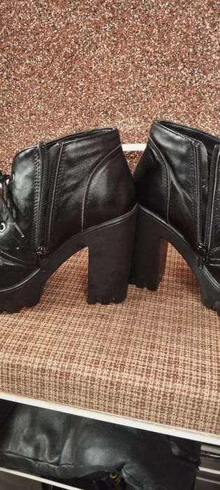 Продам черевики натуральна шкіра.