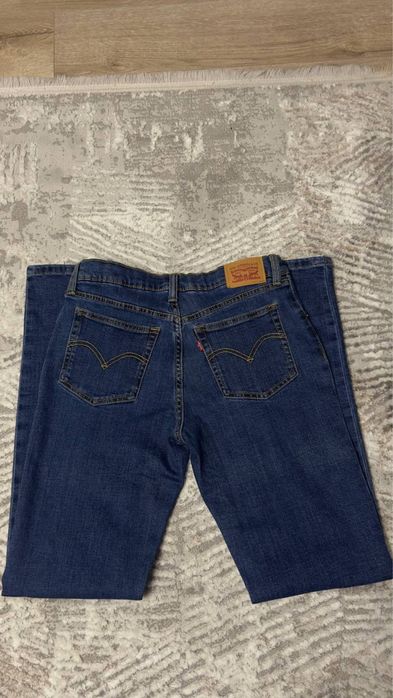 Джинси levis501 нові