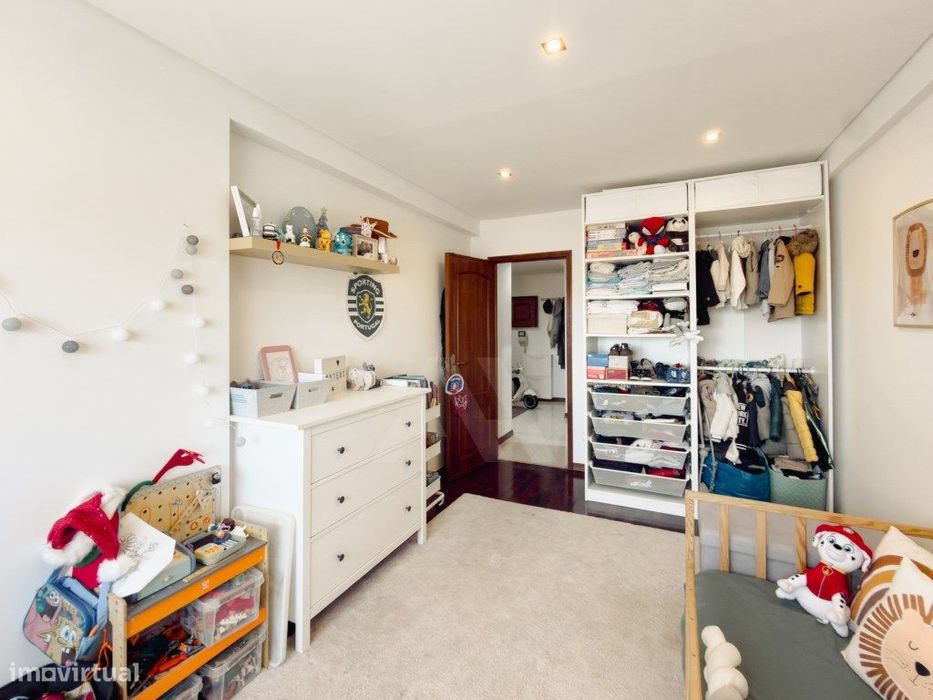 Apartamento T2 em São Marcos com Garagem