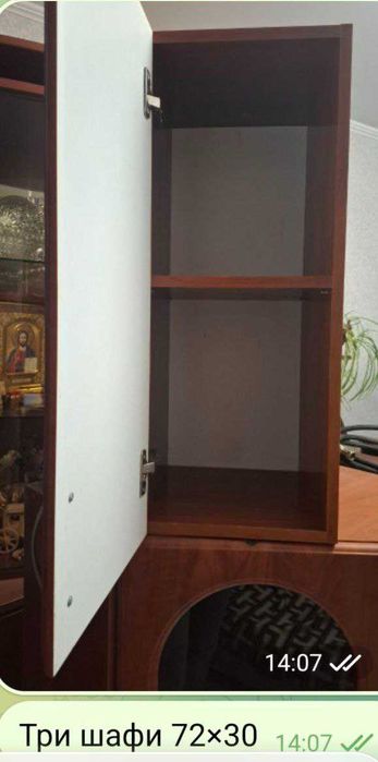 Кухонні шафи, варочна газова поверхня, піч електрична бу.