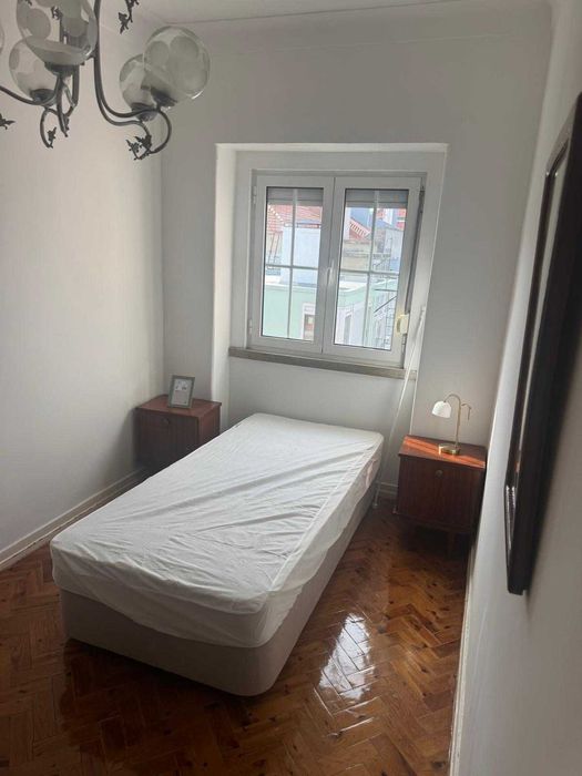 Quarto para alugar em Moscavide perto do Parque das Nações