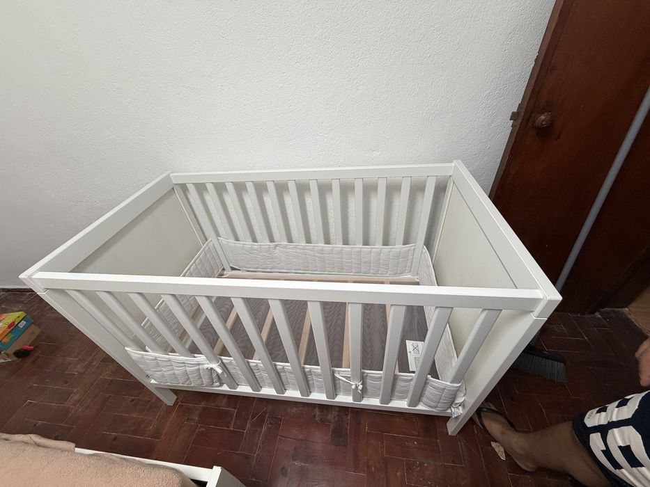 Vendo Berço de bebé