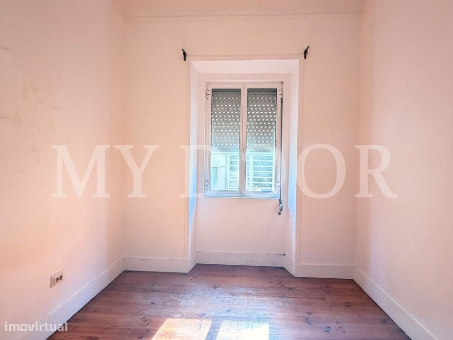 Apartamento T1 em Moscavide - Muita luz solar - Central
