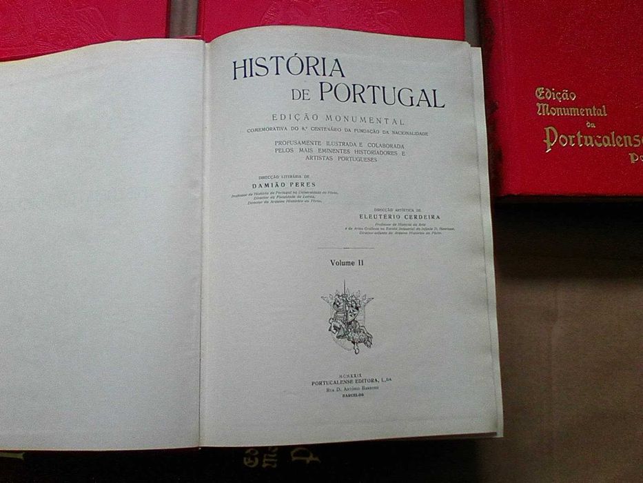 História de Portugal - Portucalense Editora