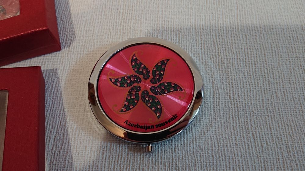 Зеркальце карманное косметическое зеркало азербайджанский сувенир