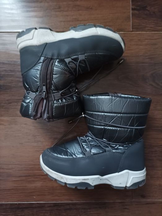 Srebrne buty dziewczęce śniegowce rozmiar 31 Sinsay