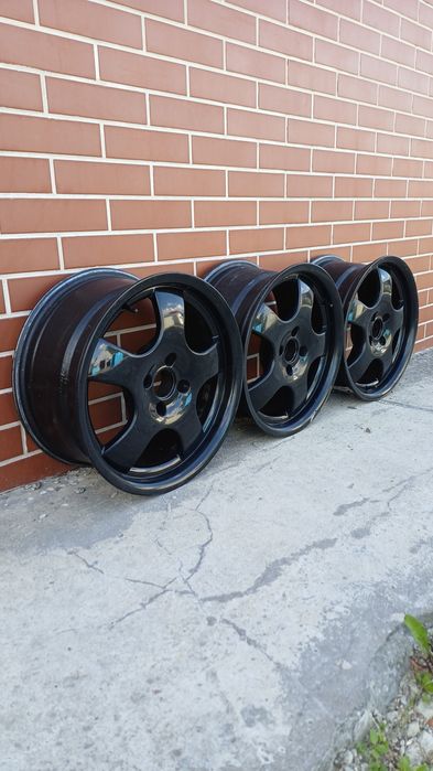 Продам легкосплавні диски R16 4/100 - 3 шт.  800 грн./шт.Договірна.