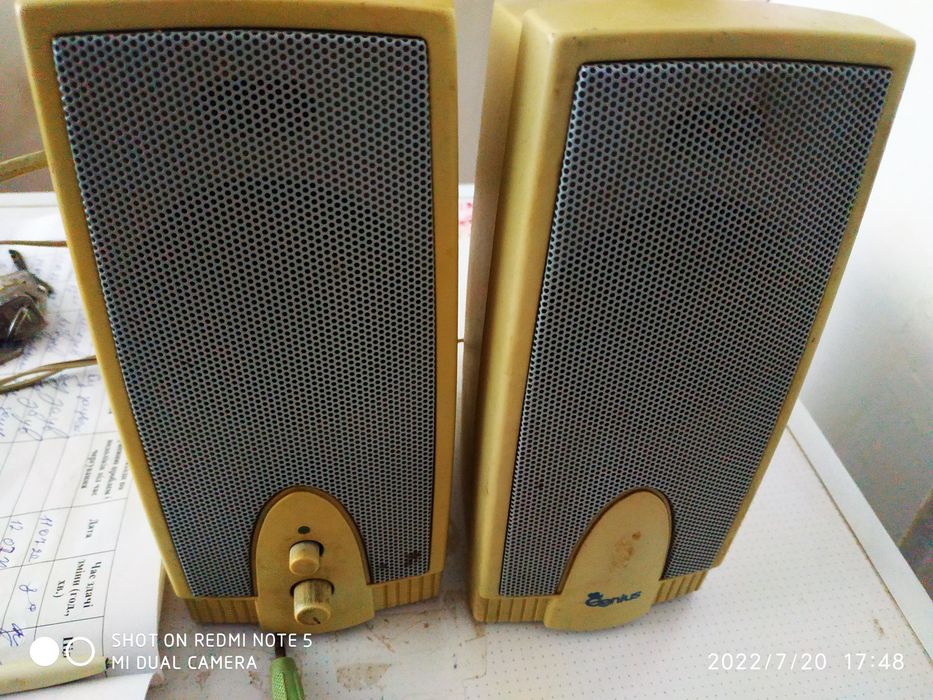 Продам  клавиатуру +мышку + 2 колонки