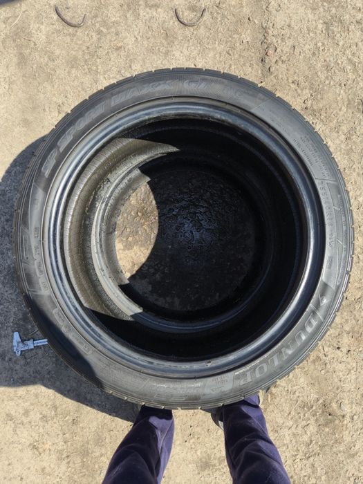 Продам резину 255 40 r18 Dunlop sp sport maxx