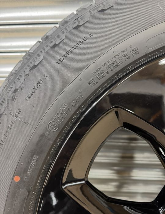 Nowe Koła Alufelgi Land Rover Defender 20” Michelin 255/60/20 Oryginał