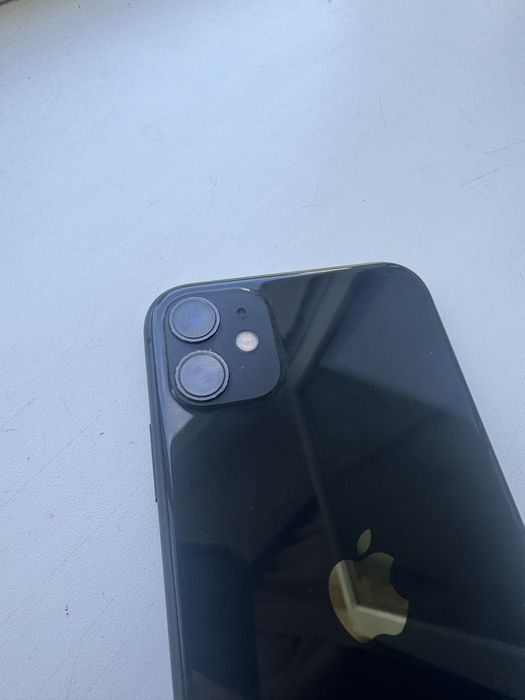 Iphone 11 128gb дуже гарний стан!!!