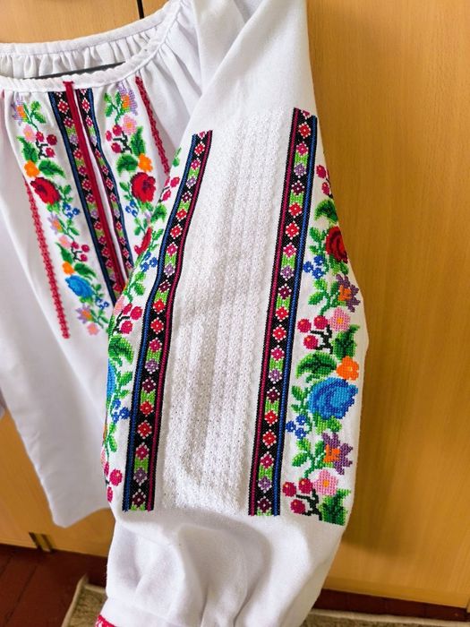 Вишиванка підліткова на дівчинку 14-16 років