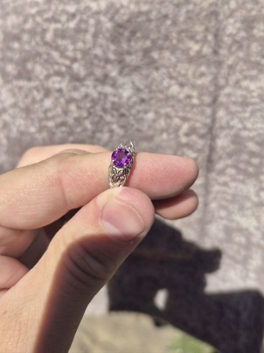 кольцо из серебра 925 пробы с  родолит гранатом -   6мм, 1 карат