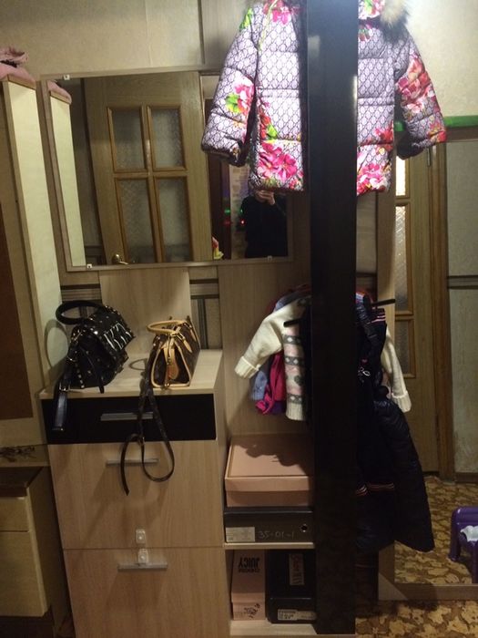 Мебель Прихожая вешалка,зеркалою тумба