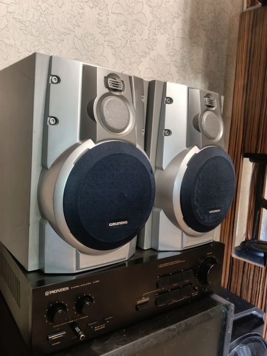 Усилитиль pioneer и колонки grundig