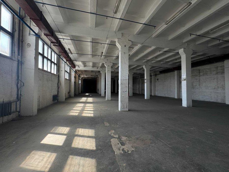 Оренда виробничо складського приміщення 1700м2 вул Калачівська БЕЗ%