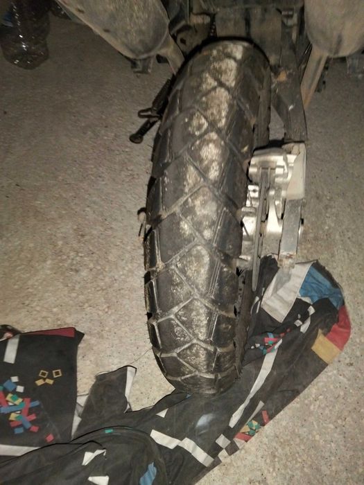Yamaha XT 660R super motard, nunca teve acidente