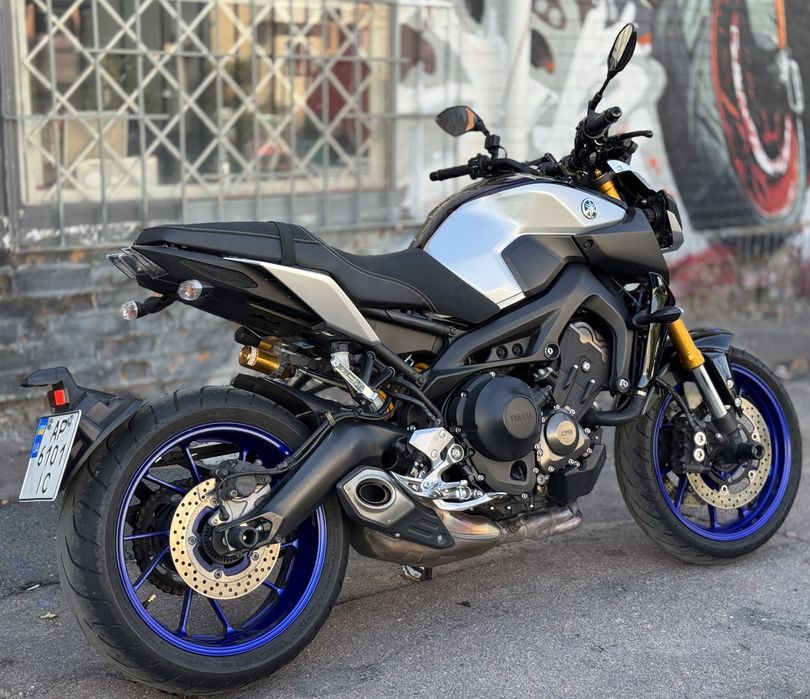 Мотоцикл Yamaha MT-09 SP 2018 рік