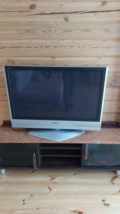 Продсю тумбу під телевізор