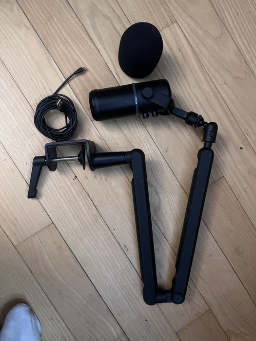 Микрофон Razer sieren elite комплект