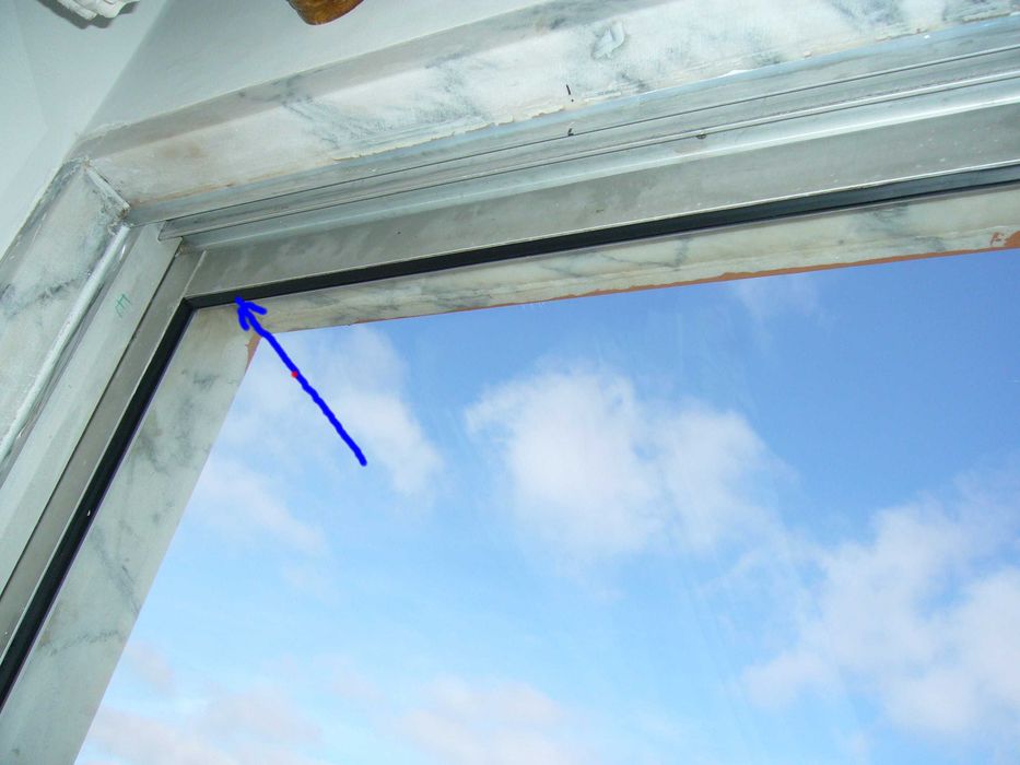 Vende-se juntas  de borracha para janelas de alumínio 50 metros