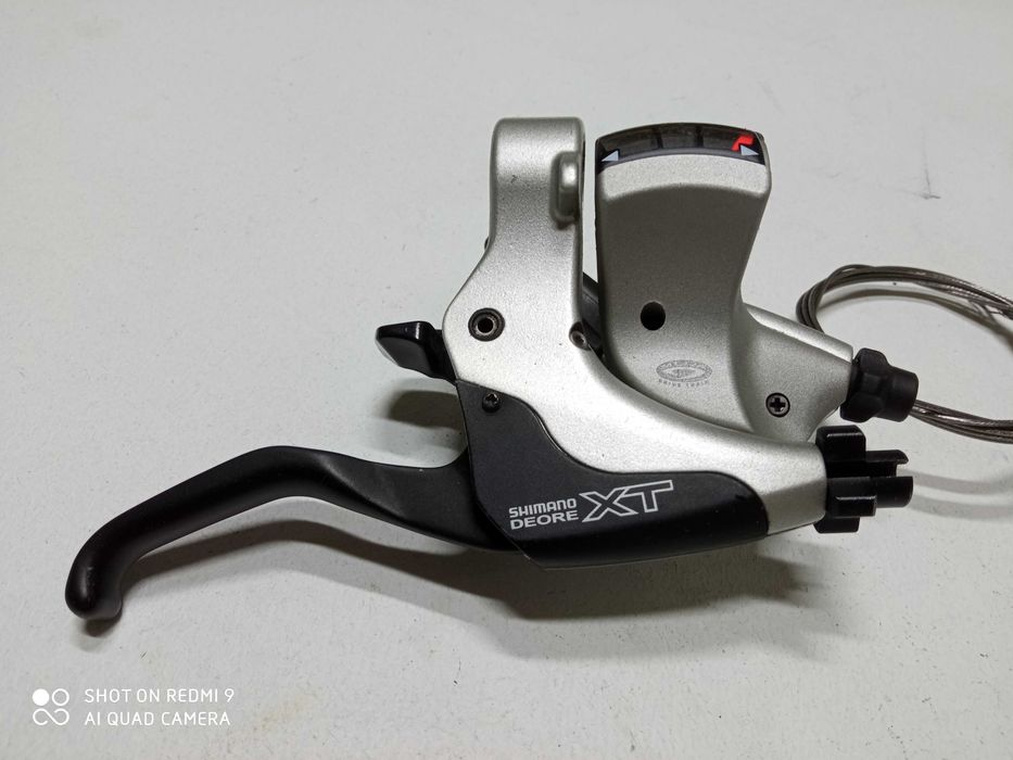 Klamkomanetki Deore XT m750 3x9
