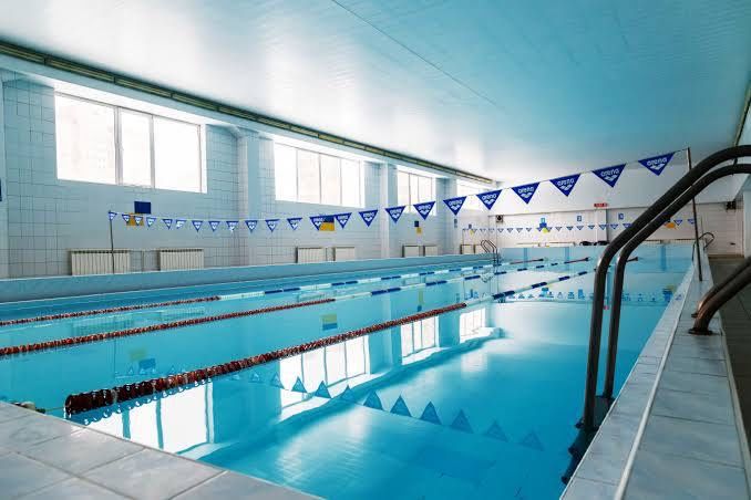 Дитячий тренер з плавання