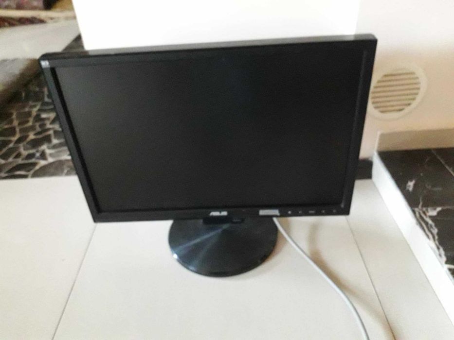 monitor Asus Tryme