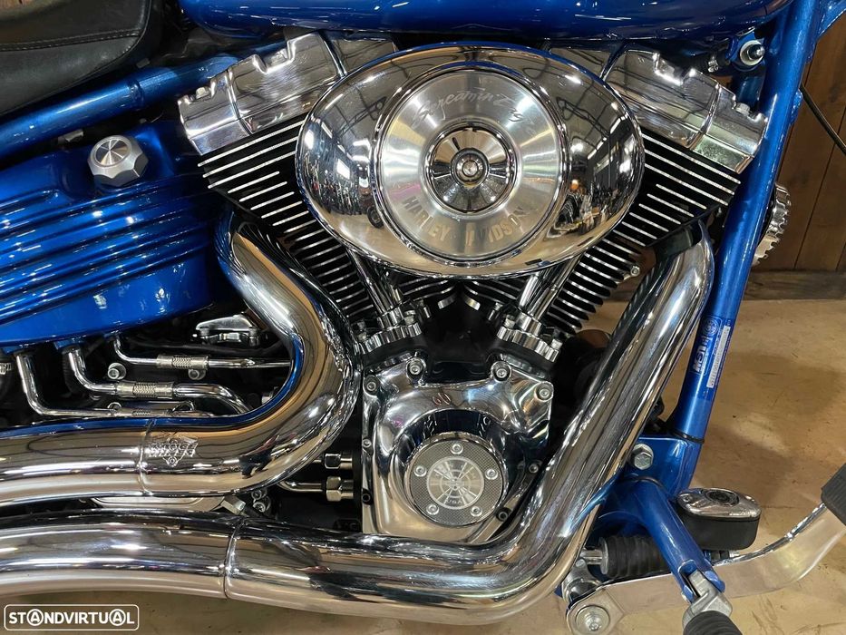 Harley-Davidson Softail Rocker C (FXCWC)
