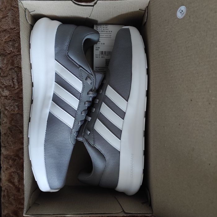 Кроссовки adidas оригинал
