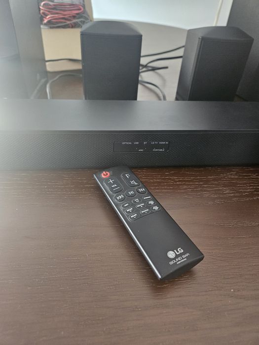Sistema som LG Soundbar + colunas + Subwoofer