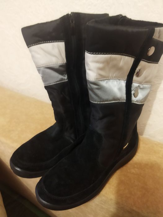 Дитячі чобітки  мембранні , р- 37,5. НОВІ