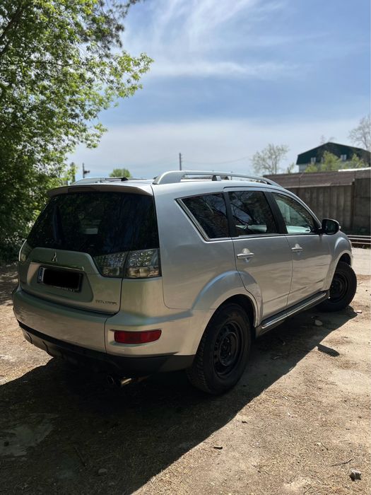 Outlander mitsubishi аутлендер 2010, 2.0 дизель в Киеве