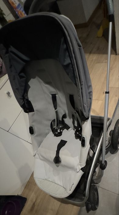 Carrinho de bebe Quinny Hub