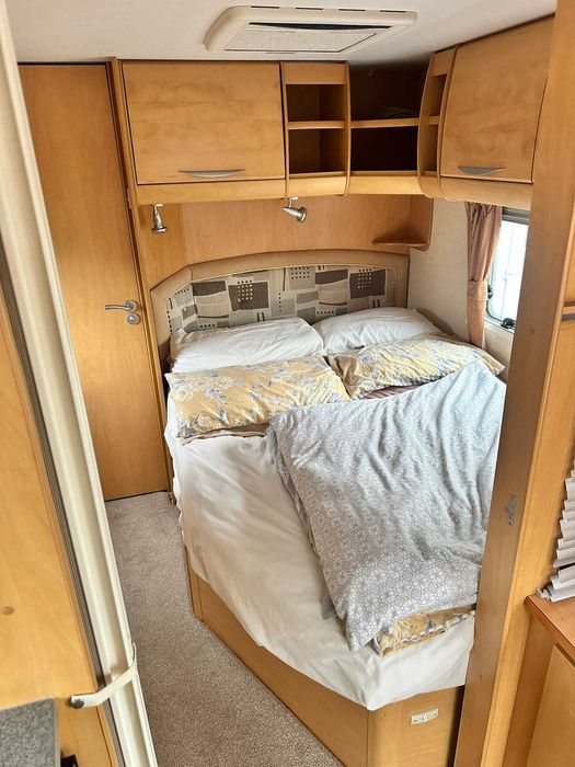 CARAVANA INGLESA SENATOR