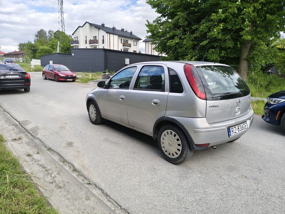 Opel corsa 1.2 z klima