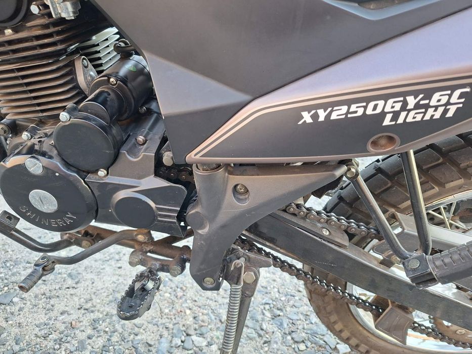 Мотоцикл    Shineray XY250GY-6C