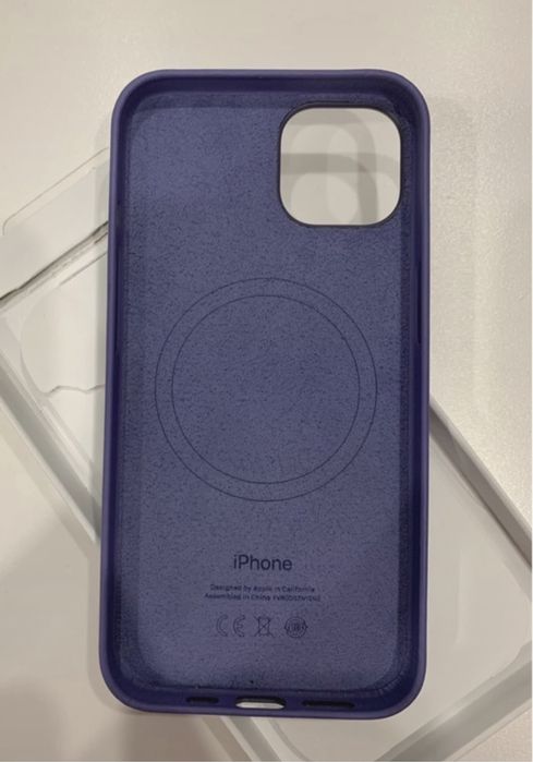 Capa iPhone 13 Pele Lilás com MagSafe
