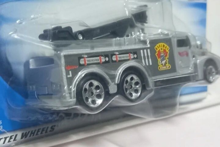Hot wheels Haulers