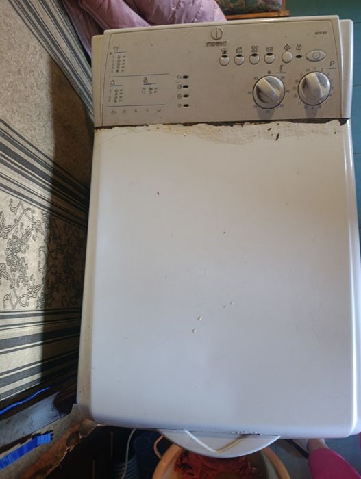Пральна машинка Indesit