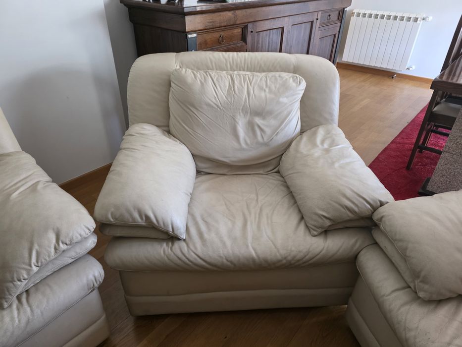 Conjunto de sofá e maples