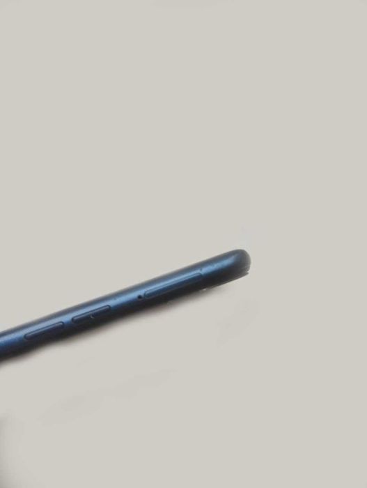 Samsung Galaxy A10s 32GB  битий екран, небесний колір