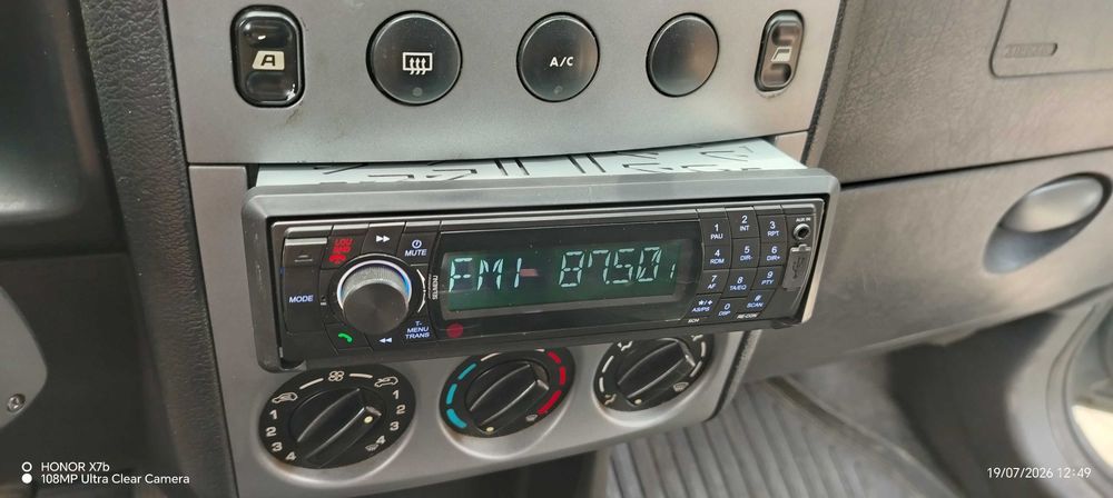 авто магнітола Biltema 24-604