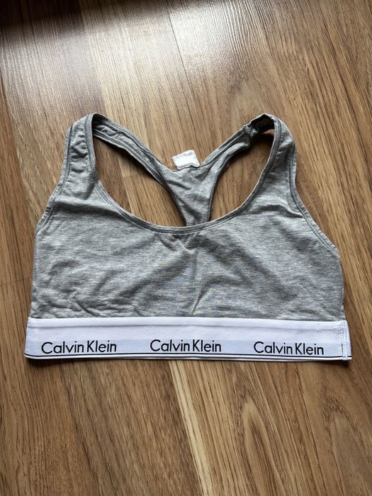 Szary top miękki sportowy biustonosz Calvin Klein M